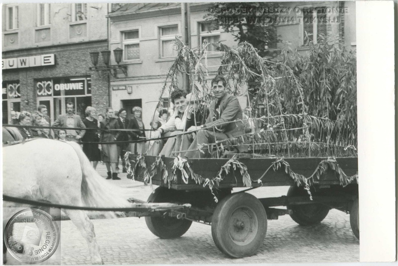 000_Jarmark_Chmielowikliniarski_1986_gm_zbiory_MiPBP_NT_01.jpg