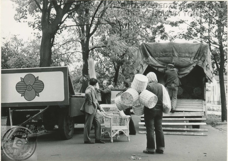 035_Jarmark_Chmielowikliniarski_1978_gm_zbiory_MiPBP_NT_01.jpg