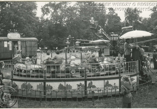 Karuzele na Jarmarku Chmielo-Wikliniarskim - 1978 r.