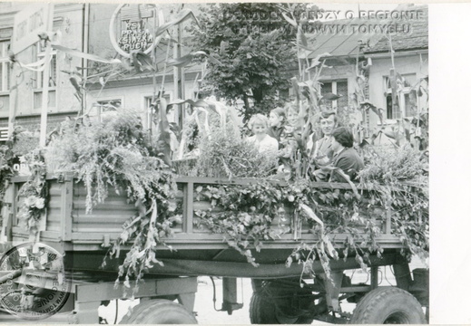 088 Jarmark Chmielowikliniarski 1984 gm zbiory MiPBP NT 01