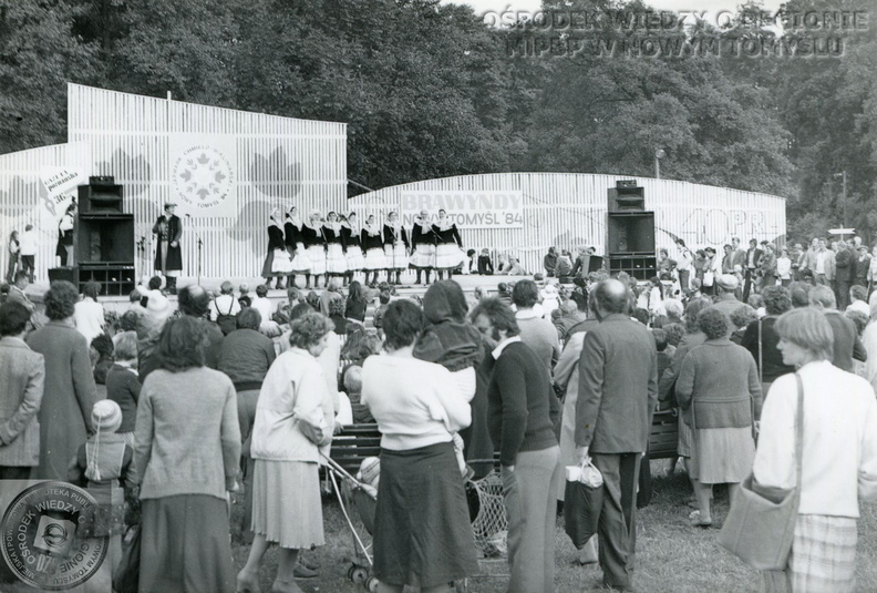 089_Jarmark_Chmielowikliniarski_zbiory_MiPBP_NT_1984.jpg