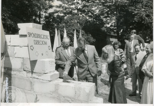 Rozbudowa przedszkola "Bajkowe Zacisze", 1986 r.