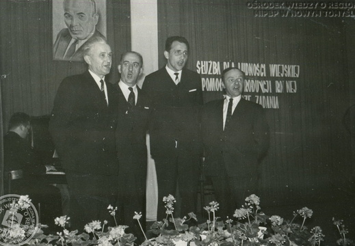Występ kwartetu męskiego PZGS na 10.rocznica powstania spółdzielni. Nowy Tomyśl, 1958 r.