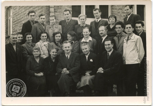 Grono nauczycielskie szkoły podstawowej w Nowym Tomyślu