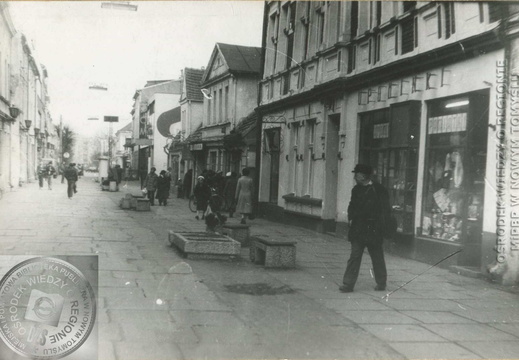 Ulica Mickiewicza - widok od strony placu Niepodległości