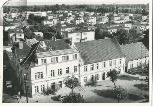 Widok na ulicę Armii Czerwonej (obecnie Piłsudskiego) i Barteckiego.