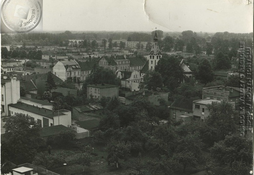 Widok w kierunku ulicy Piłsudskiego i kościoła pw. NMPNP