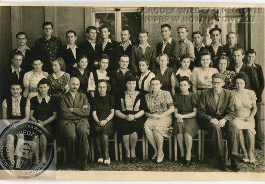 Początki szkolnictwa po II wojnie w Nowym Tomyślu; kurs pedagogiczny - 1947 r.